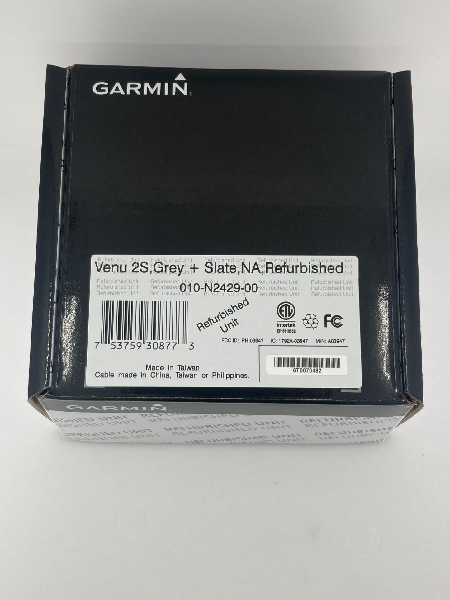 Garmin Venu 2S smartwatch box with Garmin logo, slate bezel and graphite case, refurbished unit.